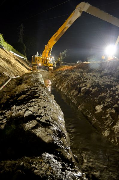 File:Cutoff wall construction.jpg